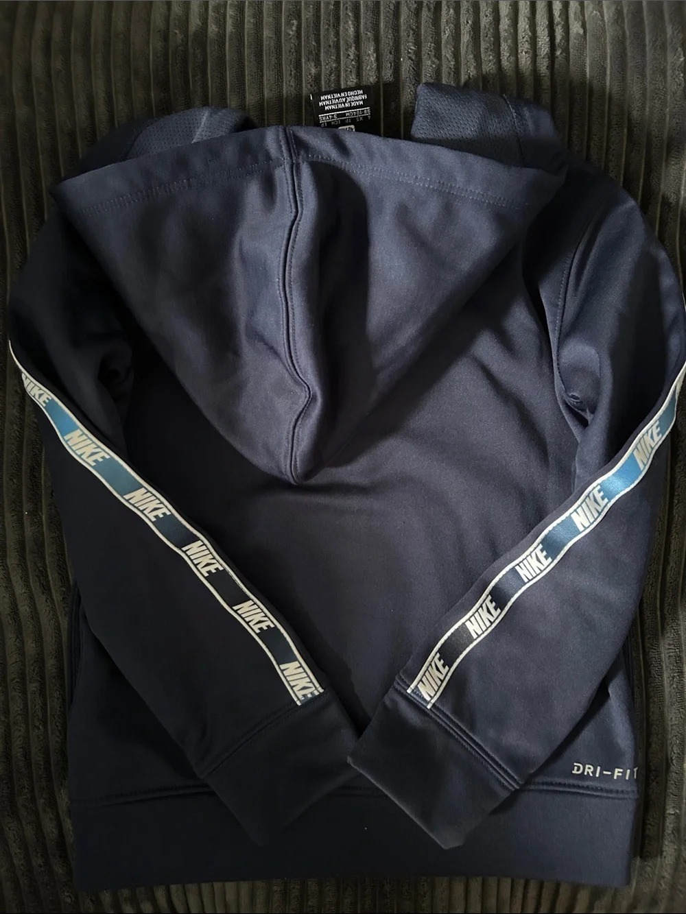 Nike lightweight zip